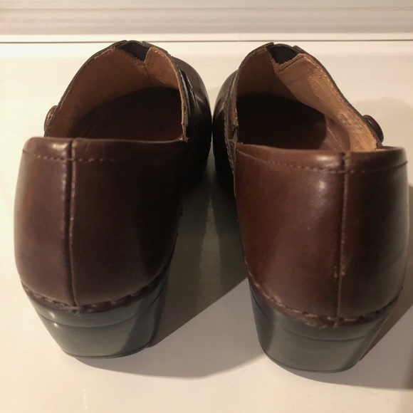 Dansko Womens Solstice Brown Clogs Size 38 - Picture 3 of 6